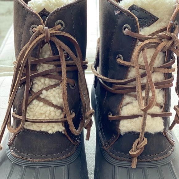 Women’s SPERRY Boots - Picture 4 of 9